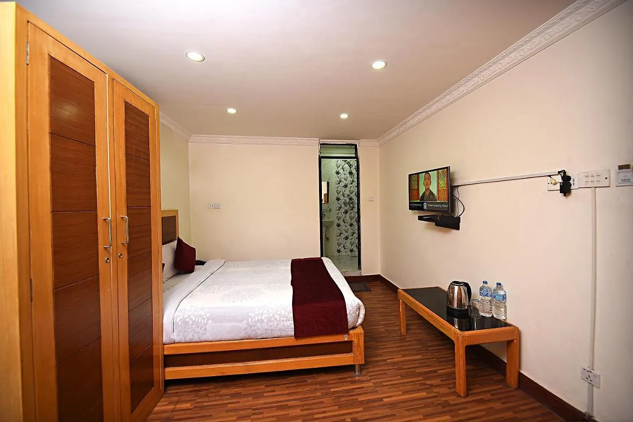 Hotel Pancha Buddha Kathmandu 3*,